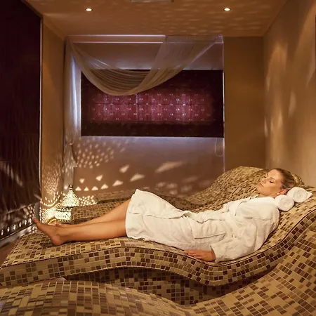 Helona (adults Only) Rezort